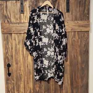 Spiritual Gangster black floral Maya Kimono